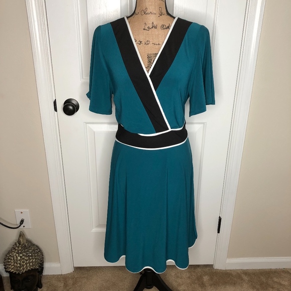 Love Squared Dresses & Skirts - Love Squared Faux Wrap Dress NEW! Size 2X Love Squared Dresses & Skirts - Love Squared Faux Wrap Dress NEW! Size 2X